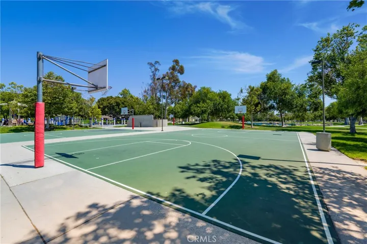 Heritage Park Sports Courts