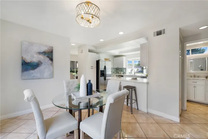 Breakfast room