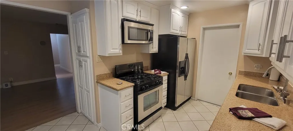11721 Dale Street, Garden Grove, California 92841