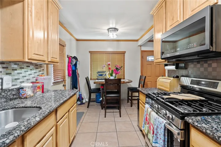 1876 Oregon Avenue, Long Beach, California 90806