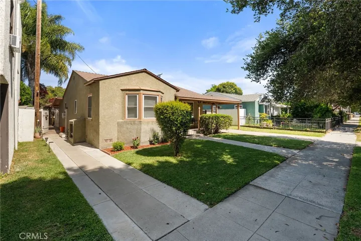 1876 Oregon Avenue, Long Beach, California 90806