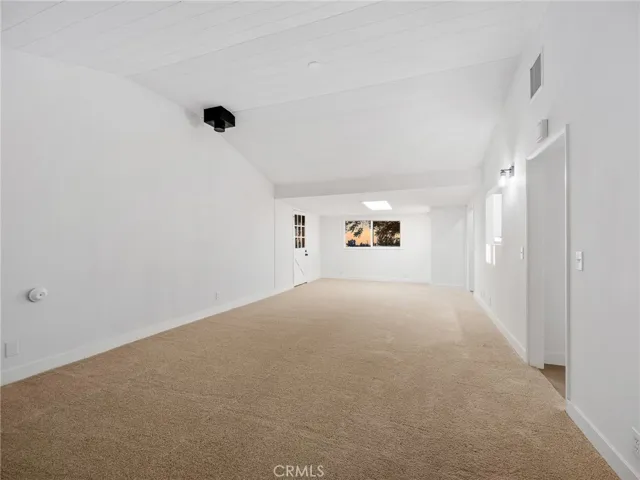 9474 Malpaso Road, Phelan, California 92371