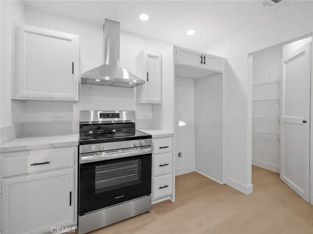 9474 Malpaso Road, Phelan, California 92371