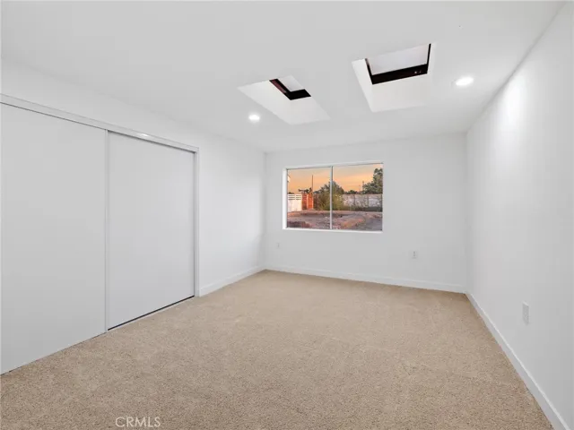 9474 Malpaso Road, Phelan, California 92371