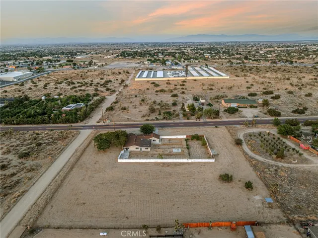 9474 Malpaso Road, Phelan, California 92371