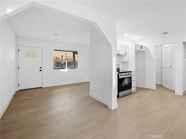 9474 Malpaso Road, Phelan, California 92371