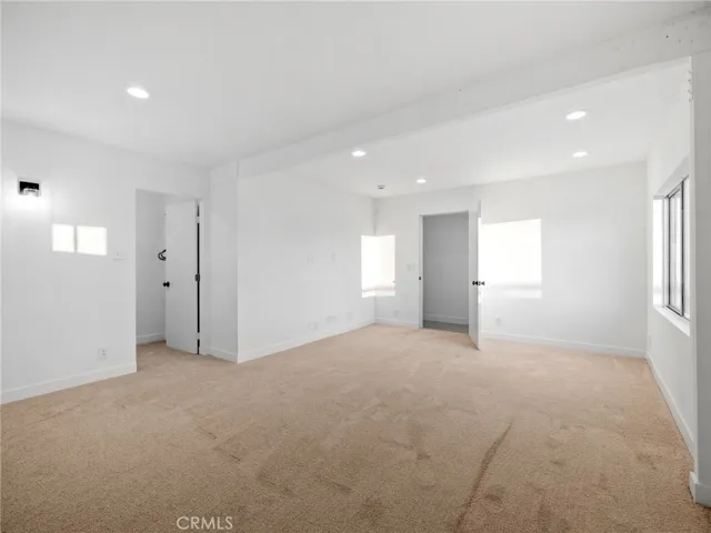 9474 Malpaso Road, Phelan, California 92371