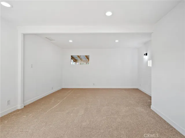 9474 Malpaso Road, Phelan, California 92371