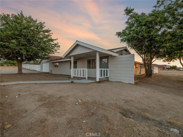 9474 Malpaso Road, Phelan, California 92371