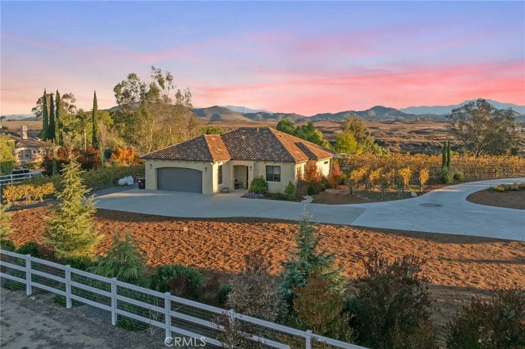 39547 Calle Cabernet, Temecula, California 92591 home-pic-15