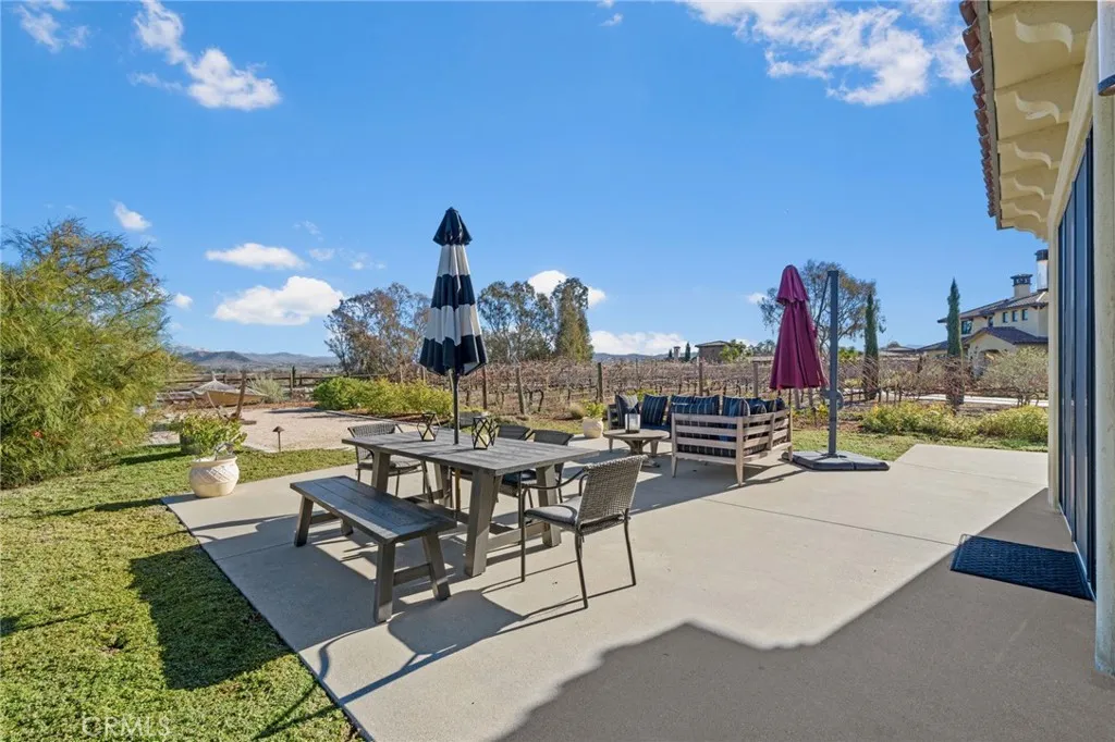 39547 Calle Cabernet, Temecula, California 92591 home-pic-57