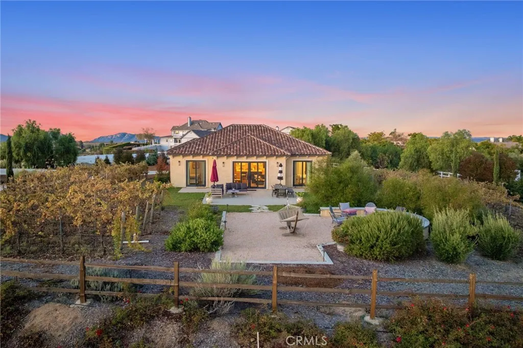 39547 Calle Cabernet, Temecula, California 92591 home-pic-17