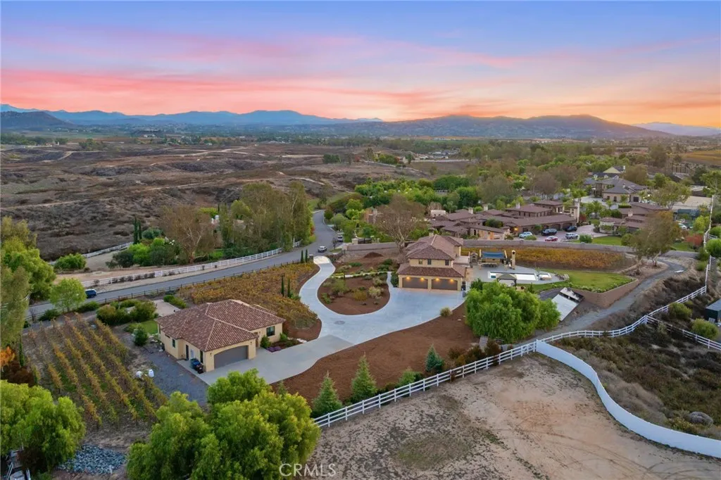 39547 Calle Cabernet, Temecula, California 92591 home-pic-5