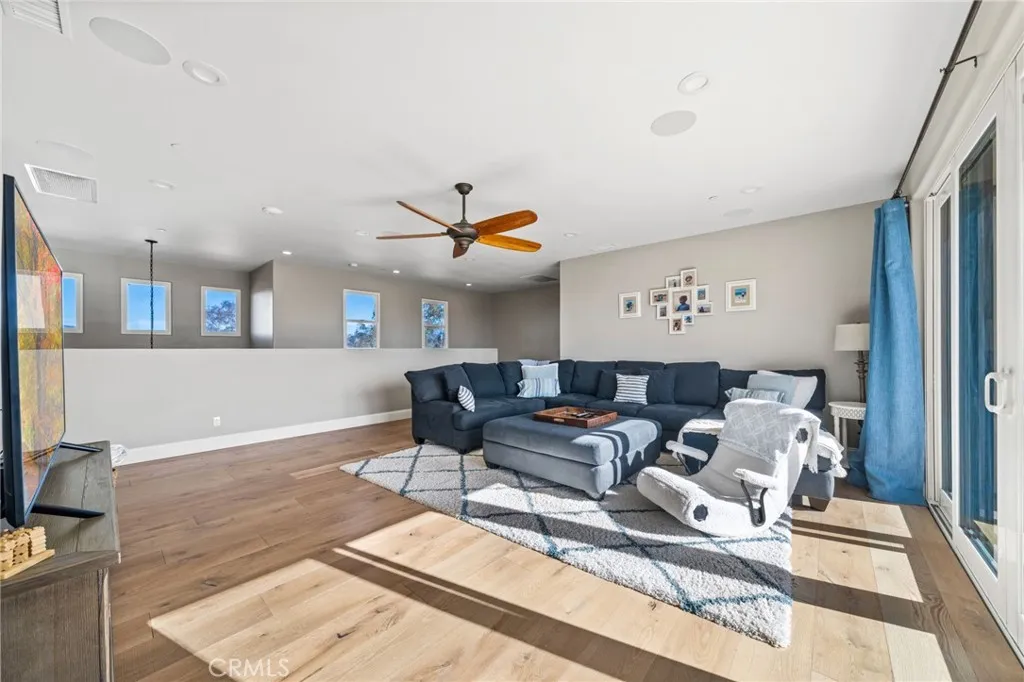 39547 Calle Cabernet, Temecula, California 92591 home-pic-39