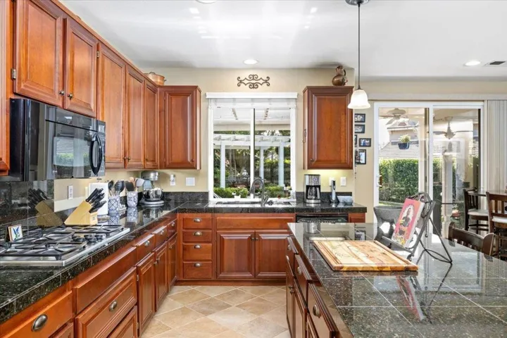1652 Daybreak Pl, Escondido, California 92027