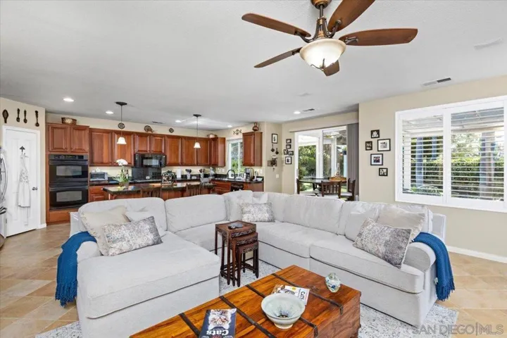 1652 Daybreak Pl, Escondido, California 92027