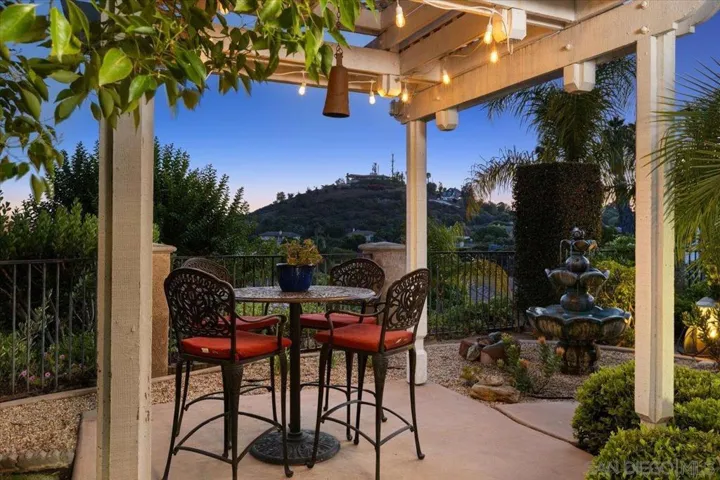 1652 Daybreak Pl, Escondido, California 92027