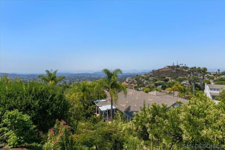 1652 Daybreak Pl, Escondido, California 92027