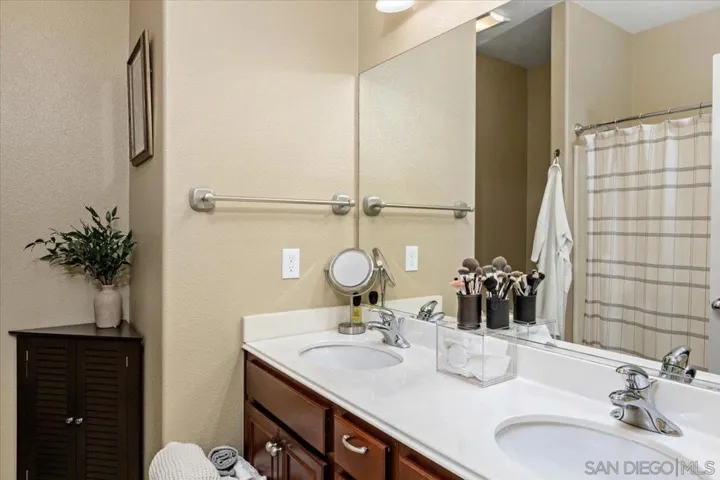 1652 Daybreak Pl, Escondido, California 92027