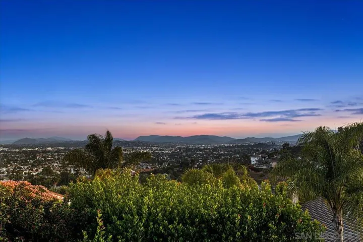1652 Daybreak Pl, Escondido, California 92027