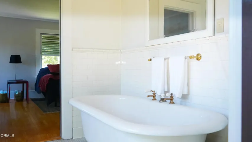 Primary Bathrooom