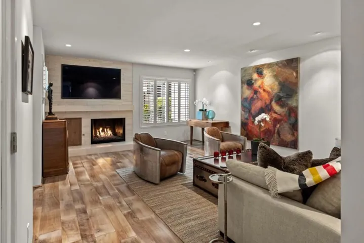 1007 Brentwood Court, Pacific Grove, California 93950