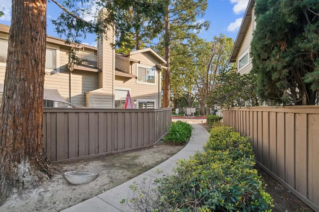 25 Deer Run Circle, San Jose, California 95136 home-pic-25