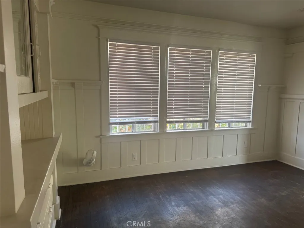 788 E 40th Place, Los Angeles, California 90011 home-pic-8