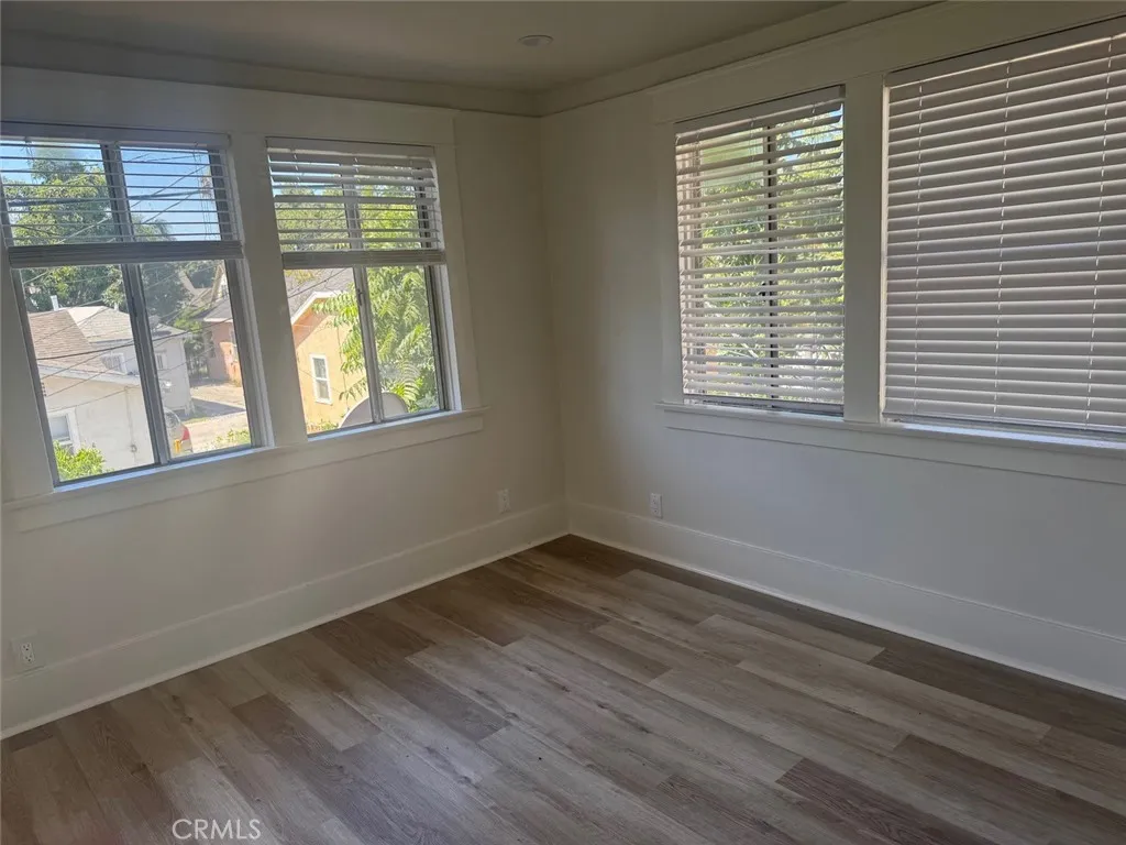 788 E 40th Place, Los Angeles, California 90011 home-pic-24