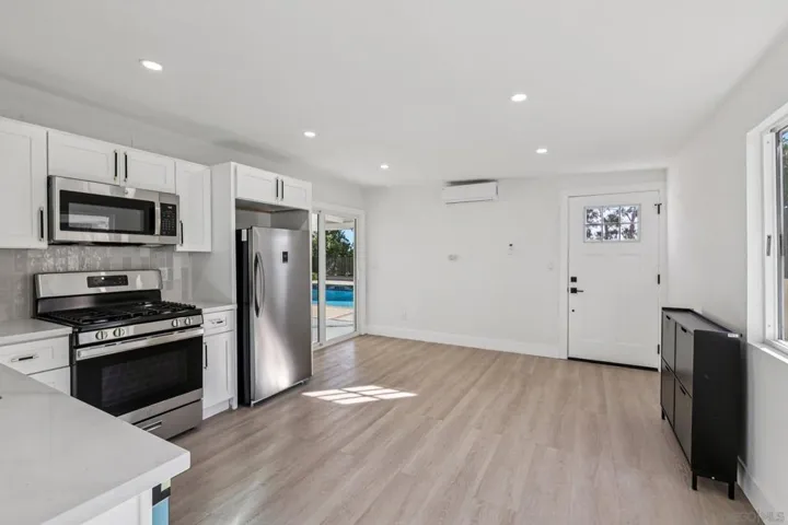 6020 College Ave, San Diego, California 92120