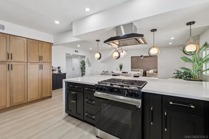 6020 College Ave, San Diego, California 92120