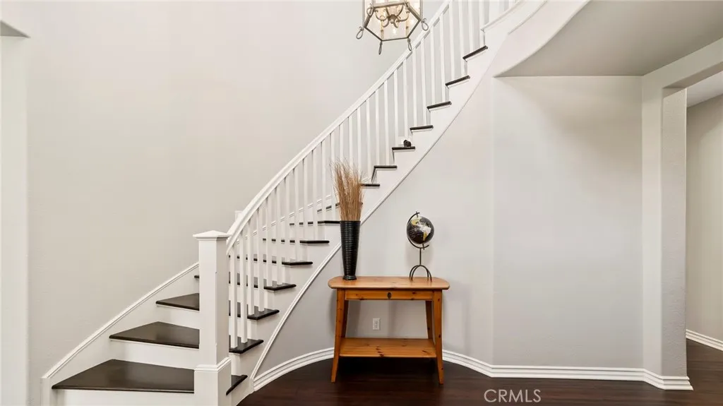 gallery-image 2