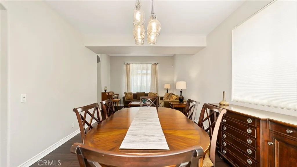 637 Chaparral Court, Altadena, California 91001 home-pic-6