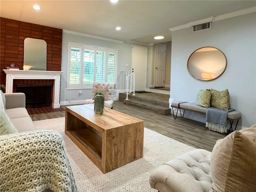gallery-image 3