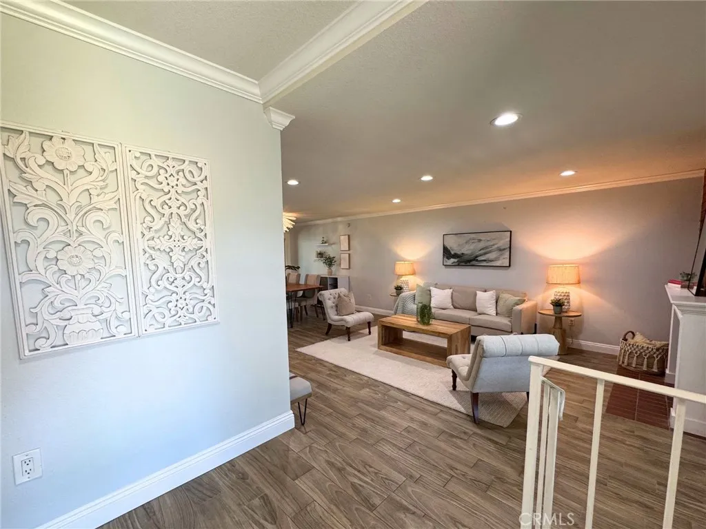 gallery-image 2
