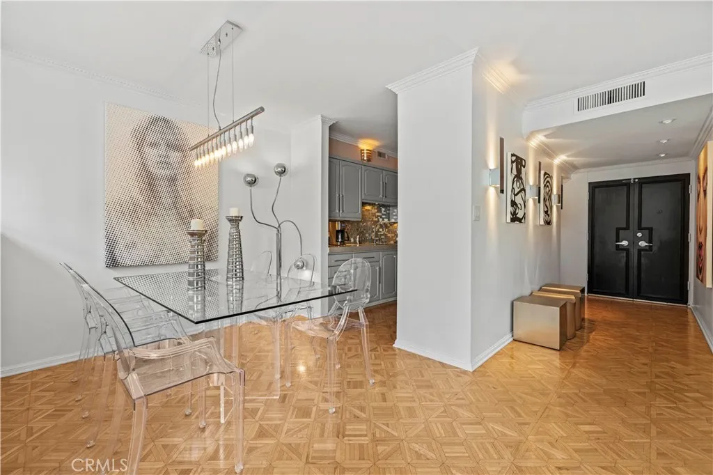 8787 Shoreham Drive 201, West Hollywood, California 90069 home-pic-27