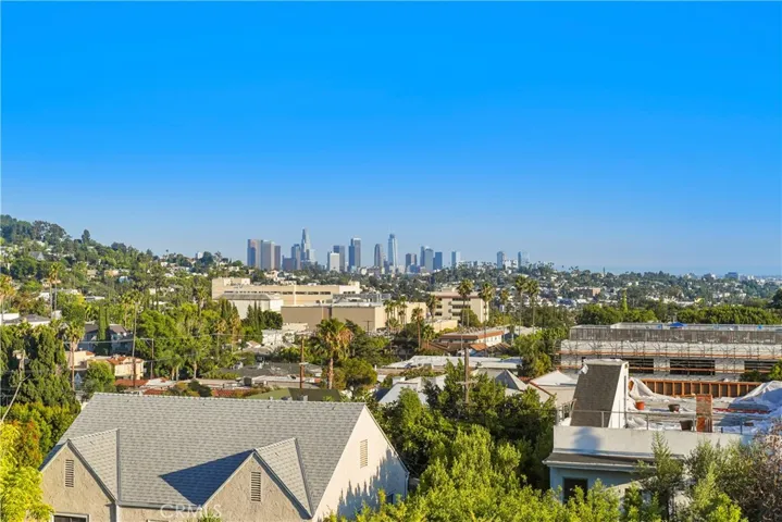 4343 Finley Avenue 36, Los Angeles, California 90027