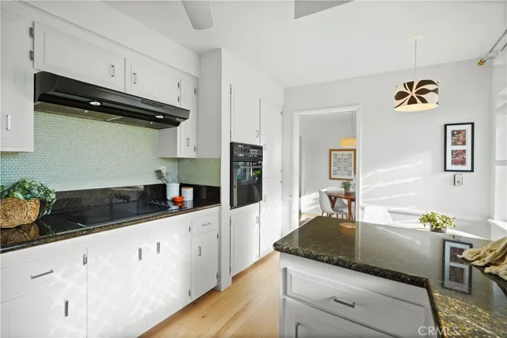 4343 Finley Avenue 36, Los Angeles, California 90027