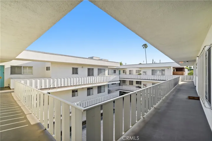 4343 Finley Avenue 36, Los Angeles, California 90027