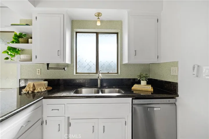 4343 Finley Avenue 36, Los Angeles, California 90027