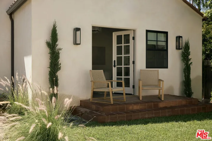 4140 Elmer Avenue, North Hollywood, California 91602