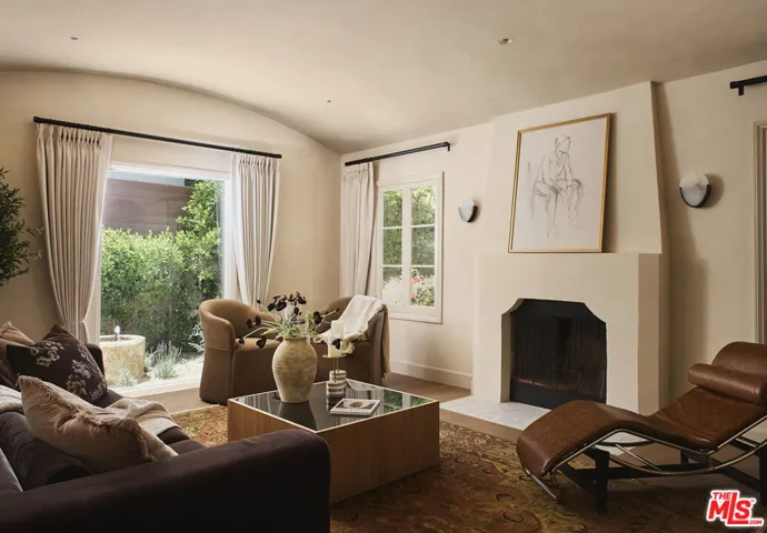 4140 Elmer Avenue, North Hollywood, California 91602