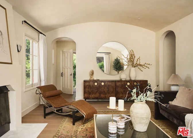 4140 Elmer Avenue, North Hollywood, California 91602