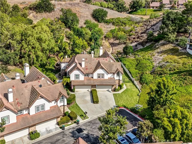 6136 E Morningview Drive 31, Anaheim Hills, California 92807