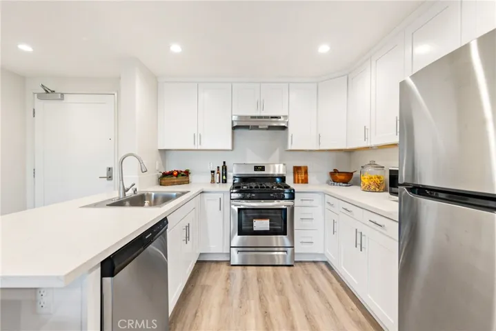 419 N Chandler Avenue 413, Monterey Park, California 91754, 2 Bedrooms Bedrooms, ,3 BathroomsBathrooms,Residential,For Sale,Chandler,WS25160421