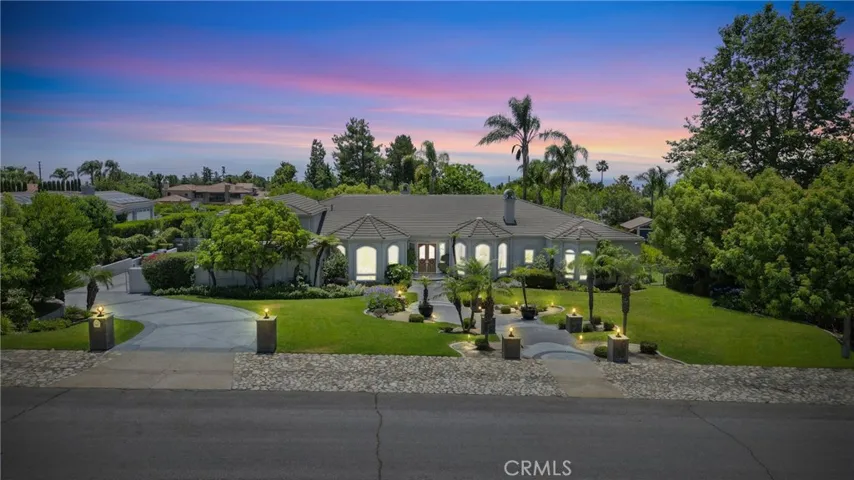 1032 Amarillo Drive, Claremont, California 91711