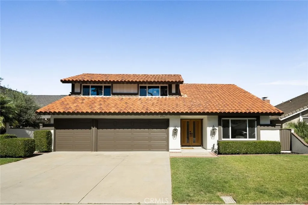 24362 Via Santa Clara, Mission Viejo, California 92692 home-pic-1