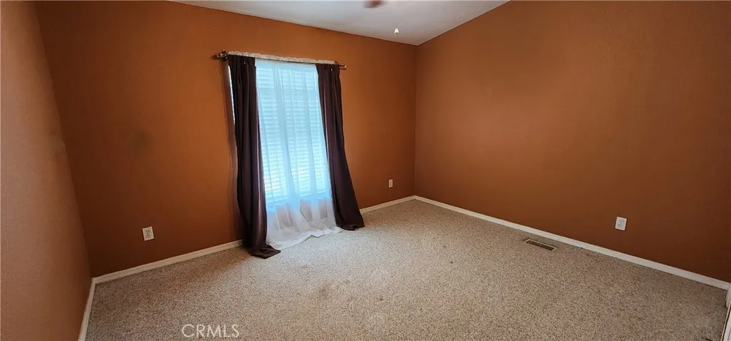 Main house 2nd bedroom