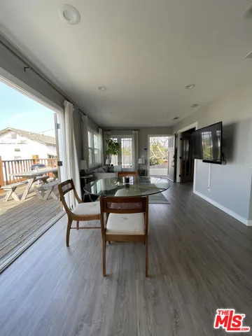1130 Laveta Terrace, Los Angeles, California 90026