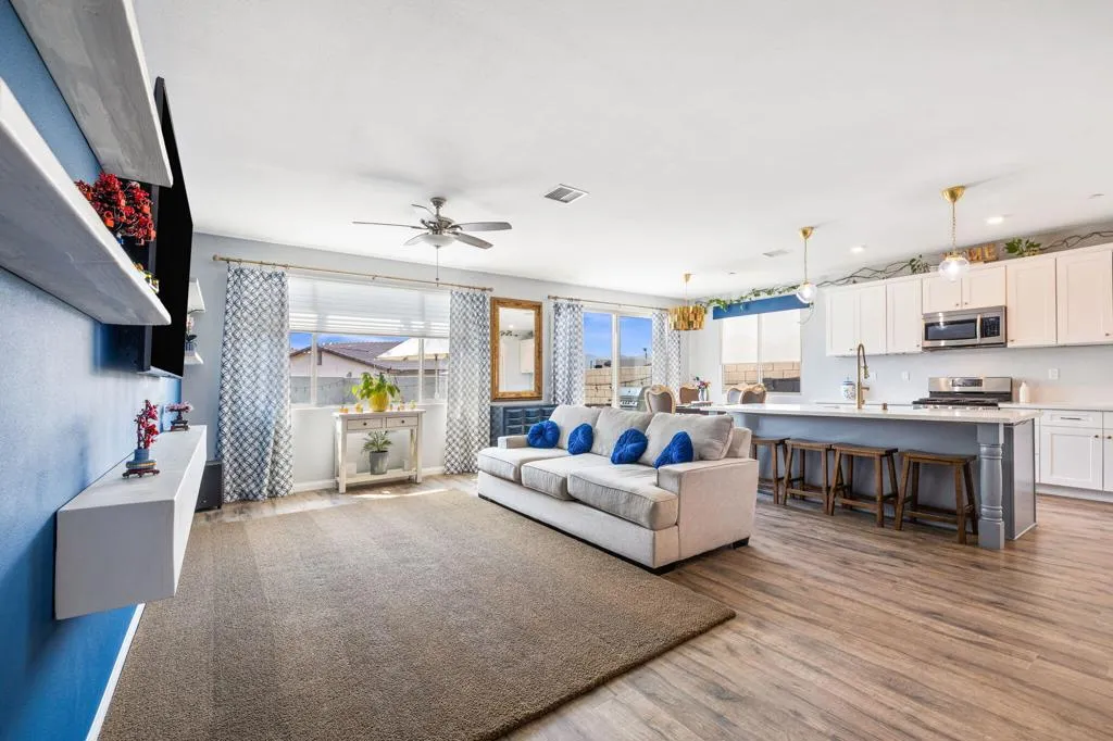 44166 Renoir Street, Indio, California 92201 home-pic-4